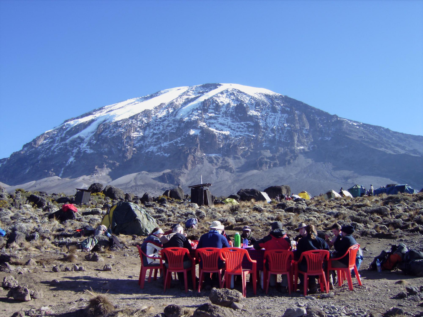 tanzania_mount_kilimanjaro_breakfast-at-shira